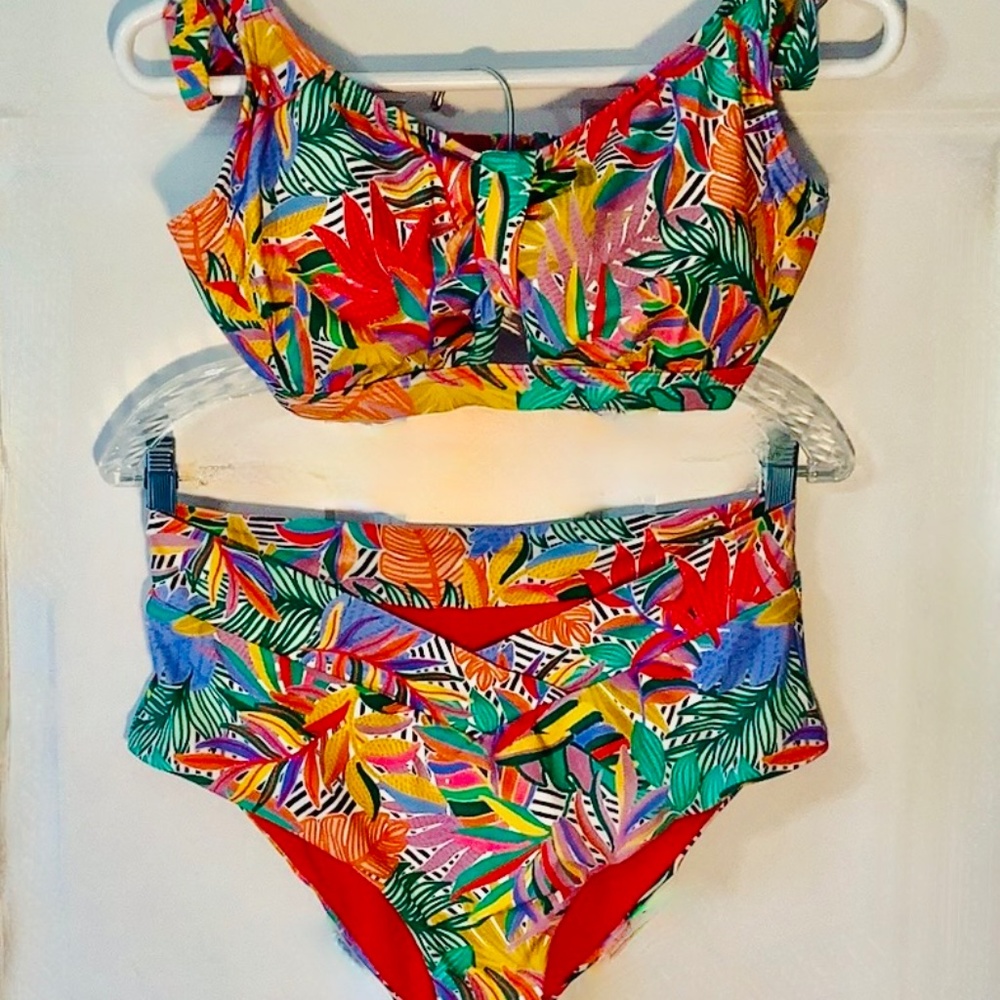SUPER FUN!  Tropical Bikini NWOT